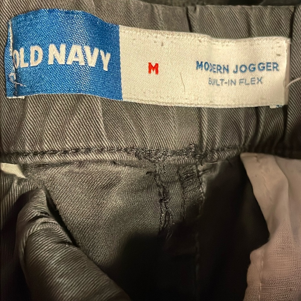 •OLD NAVY•MENS MODERN JOGGER BULIT-IN FLEX SIZE MEDIUM IN COLOR PANTHER - Picture 6 of 11